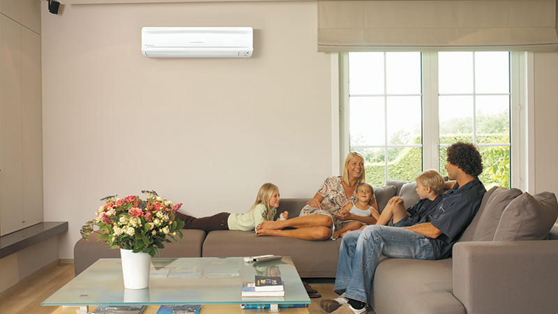 Down With Ductless: 4 Benefits of Installing a Mini-Split System